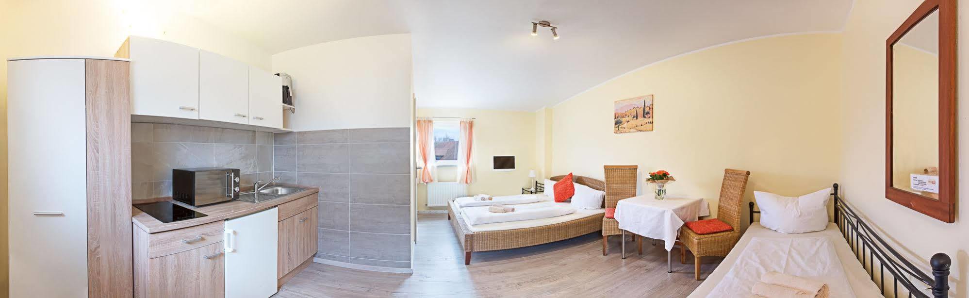 Pension & Appartments Landhaus Bettina Φούλντα Εξωτερικό φωτογραφία